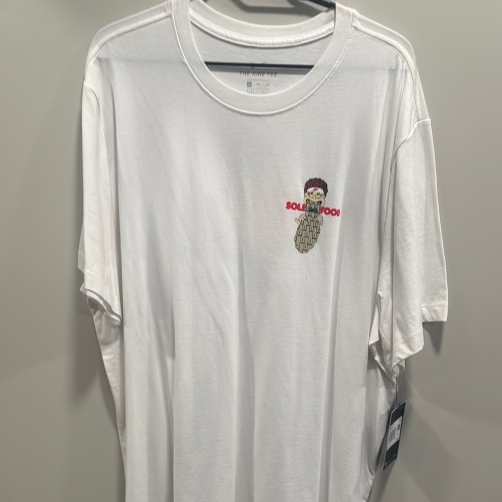 Nike White Short Sleeve Tee